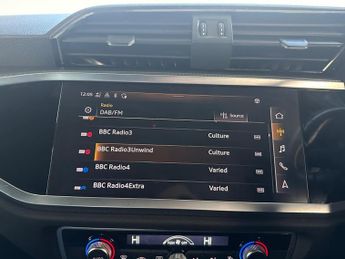 Audi Q3 1.5 TFSI CoD 35 S line Sportback S Tronic Euro 6 (s/s) 5dr