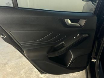 Ford Focus 1.0T EcoBoost Titanium Euro 6 (s/s) 5dr