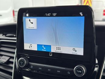 Ford Tourneo Custom 2.0 320 EcoBlue Titanium Minibus Double Cab 5dr Diesel Auto L2 E