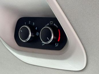 Ford Tourneo Custom 2.0 320 EcoBlue Titanium Minibus Double Cab 5dr Diesel Auto L2 E