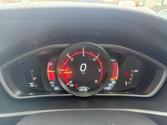 Volvo V40 2.0 D4 R-Design Lux Nav Geartronic Euro 6 (s/s) 5dr