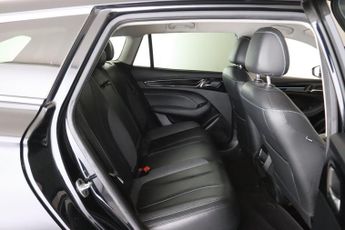 MG MG5 61.1kWh Trophy Long Range Auto 5dr
