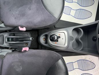 Toyota AYGO 1.0 VVT-i Black MultiMode Euro 4 5dr (AC)