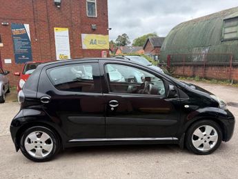 Toyota AYGO 1.0 VVT-i Black MultiMode Euro 4 5dr (AC)