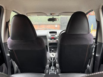 Toyota AYGO 1.0 VVT-i Black MultiMode Euro 4 5dr (AC)