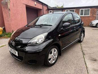 Toyota AYGO 1.0 VVT-i Black MultiMode Euro 4 5dr (AC)