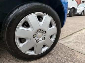 Peugeot 107 1.0 12V Urban 2 Tronic Euro 4 5dr