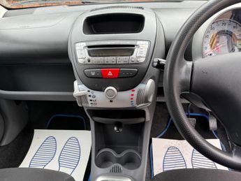 Peugeot 107 1.0 12V Urban 2 Tronic Euro 4 5dr