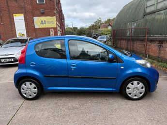 Peugeot 107 1.0 12V Urban 2 Tronic Euro 4 5dr