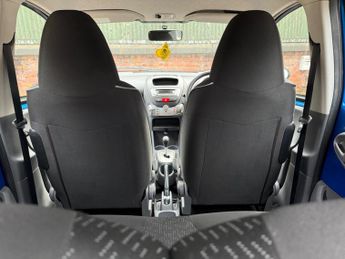 Peugeot 107 1.0 12V Urban 2 Tronic Euro 4 5dr