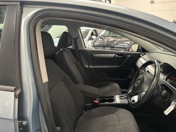Volkswagen Passat 2.0 TDI BlueMotion Tech S DSG Euro 5 (s/s) 5dr