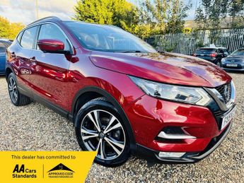 Nissan Qashqai 1.3 DIG-T N-Connecta Euro 6 (s/s) 5dr
