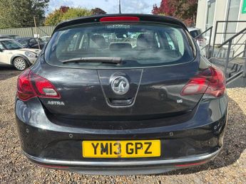 Vauxhall Astra 1.6 16v Elite Auto Euro 5 5dr