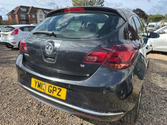 Vauxhall Astra 1.6 16v Elite Auto Euro 5 5dr