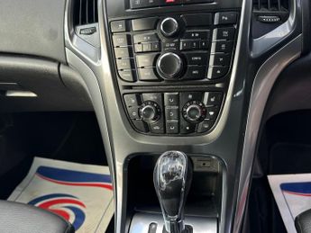 Vauxhall Astra 1.6 16v Elite Auto Euro 5 5dr