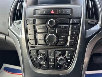 Vauxhall Astra 1.6 16v Elite Auto Euro 5 5dr