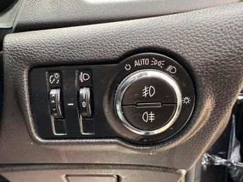 Vauxhall Astra 1.6 16v Elite Auto Euro 5 5dr