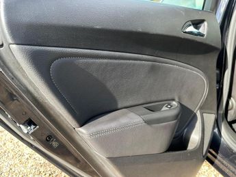 Vauxhall Astra 1.6 16v Elite Auto Euro 5 5dr