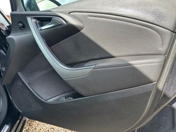 Vauxhall Astra 1.6 16v Elite Auto Euro 5 5dr