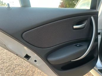 BMW 1 Series 2.0 116i Sport Steptronic Euro 4 5dr