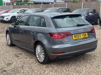 Audi A3 1.4 TFSI e-tron Sportback e-S Tronic Euro 6 5dr 8.8kWh