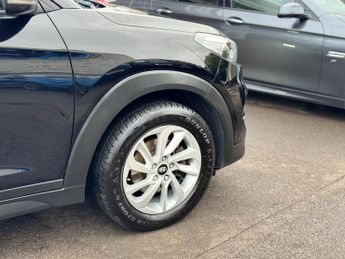 Hyundai TUCSON 1.7 CRDi Blue Drive SE Nav DCT Euro 6 (s/s) 5dr