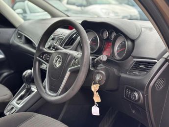 Vauxhall Zafira Tourer 2.0 CDTi Exclusiv Auto Euro 5 5dr