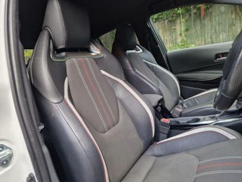 Toyota Corolla 1.8 VVT-h GR SPORT CVT Euro 6 (s/s) 5dr