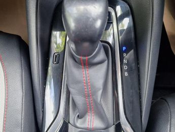 Toyota Corolla 1.8 VVT-h GR SPORT CVT Euro 6 (s/s) 5dr