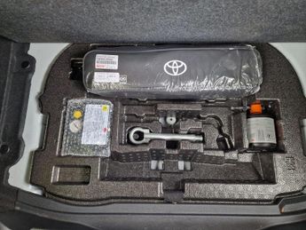 Toyota Corolla 1.8 VVT-h GR SPORT CVT Euro 6 (s/s) 5dr