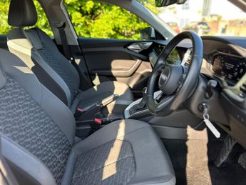 Audi A1 1.0 TFSI 25 Sport Sportback S Tronic Euro 6 (s/s) 5dr