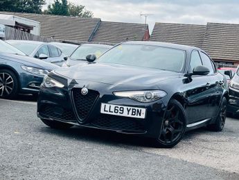 Alfa Romeo Giulia 2.0T Nero Edizione Auto Euro 6 (s/s) 4dr
