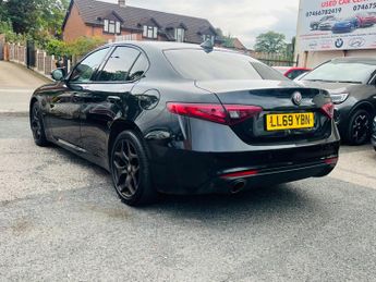 Alfa Romeo Giulia 2.0T Nero Edizione Auto Euro 6 (s/s) 4dr