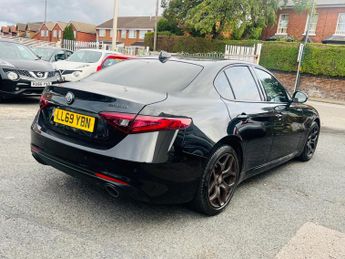 Alfa Romeo Giulia 2.0T Nero Edizione Auto Euro 6 (s/s) 4dr