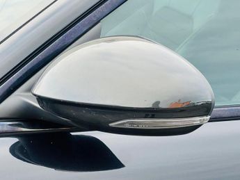 Alfa Romeo Giulia 2.0T Nero Edizione Auto Euro 6 (s/s) 4dr