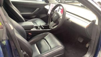 Tesla Model 3 Standard Range Plus Auto RWD 4dr