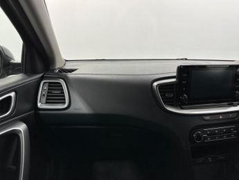 Kia Ceed 1.6 CRDi MHEV 2 Euro 6 (s/s) 5dr