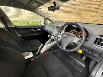 TOYOTA AURIS 1.6 TR Hatchback 5dr Petrol Multimode (161 g/km, 124 bhp) 12 MON