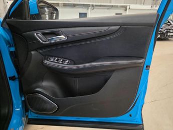 MG MG HS 1.5 T-GDI Excite DCT Euro 6 (s/s) 5dr