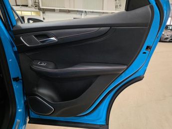 MG MG HS 1.5 T-GDI Excite DCT Euro 6 (s/s) 5dr