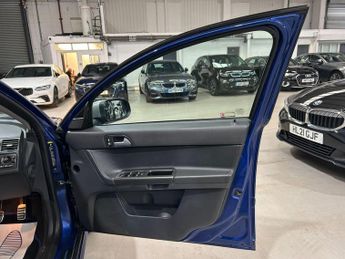 Volvo V50 2.4 D5 Sport Geartronic Euro 4 5dr
