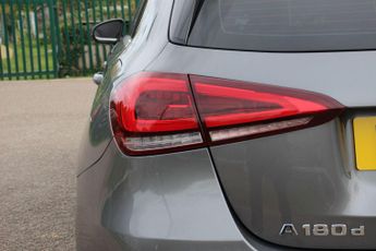 Mercedes-Benz A Class 1.5 A180d Sport (Executive) 7G-DCT Euro 6 (s/s) 5dr