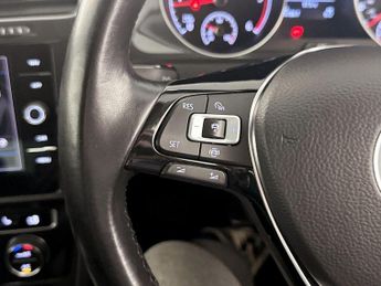 Volkswagen Golf 2.0 TDI Match Edition DSG Euro 6 (s/s) 5dr