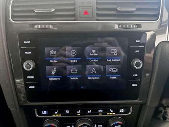 Volkswagen Golf 2.0 TDI Match Edition DSG Euro 6 (s/s) 5dr