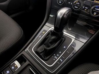 Volkswagen Golf 2.0 TDI Match Edition DSG Euro 6 (s/s) 5dr