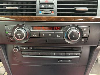 BMW 3 Series 3.0 330d SE Steptronic Euro 5 2dr