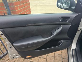 Toyota Avensis 1.8 VVT-i T3-X 5dr