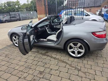 Mercedes-Benz SLK 1.8 SLK200 BlueEfficiency G-Tronic+ Euro 5 (s/s) 2dr