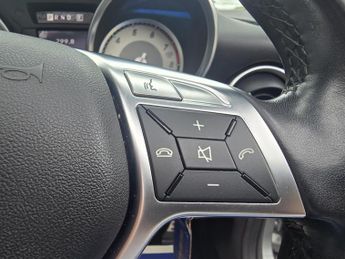 Mercedes-Benz SLK 1.8 SLK200 BlueEfficiency G-Tronic+ Euro 5 (s/s) 2dr