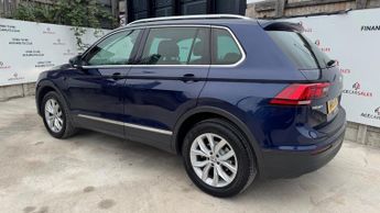 Volkswagen Tiguan 2.0 TDI Match DSG 4Motion Euro 6 (s/s) 5dr